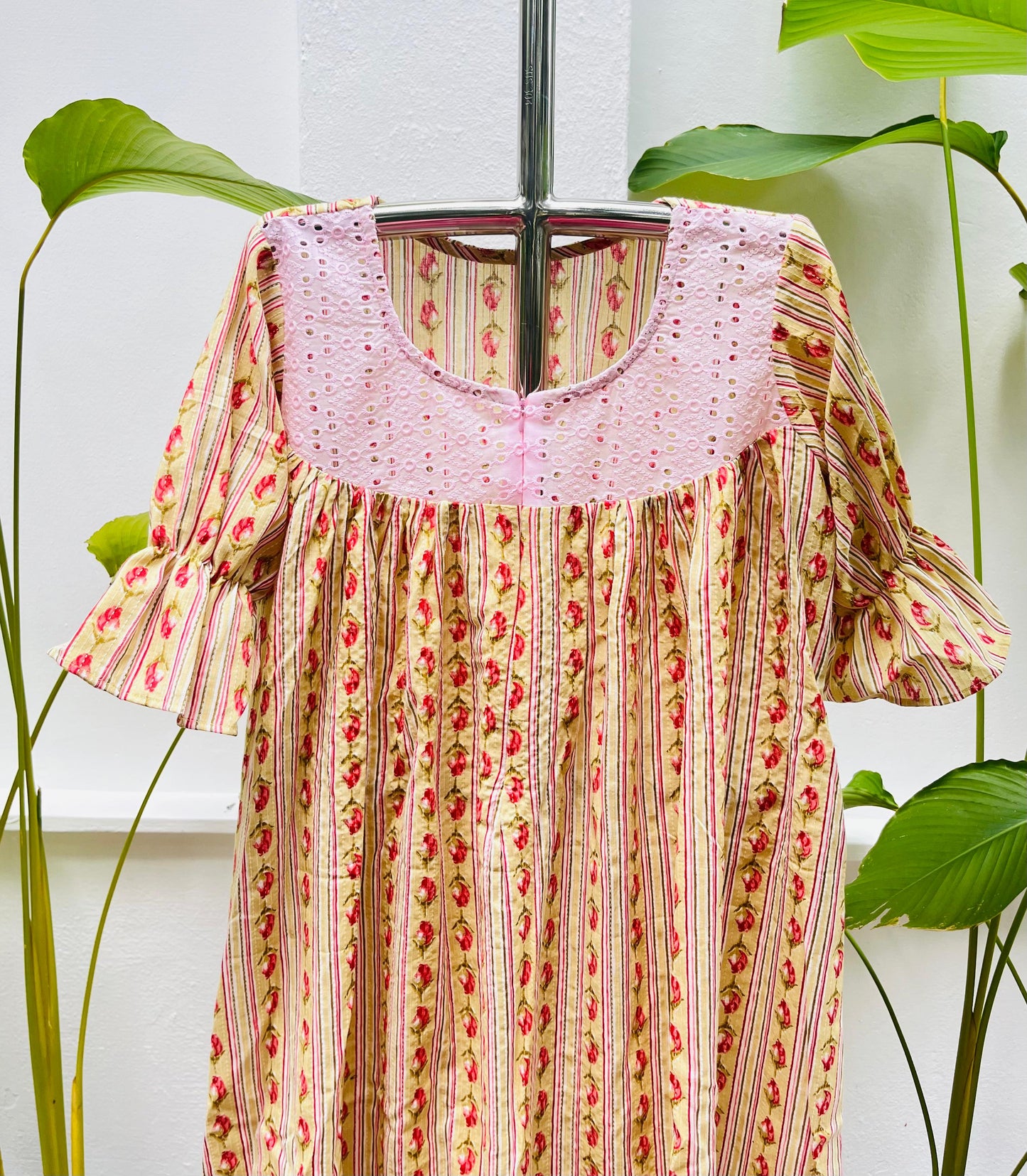 Rs.500. MRP - Rs 1200. (06 HG)