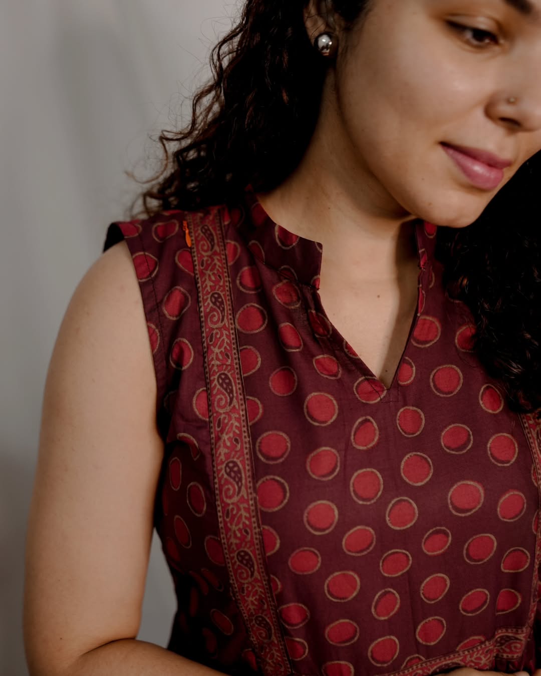 Rs.500. MRP - Rs 1200. (Code-537 IK)