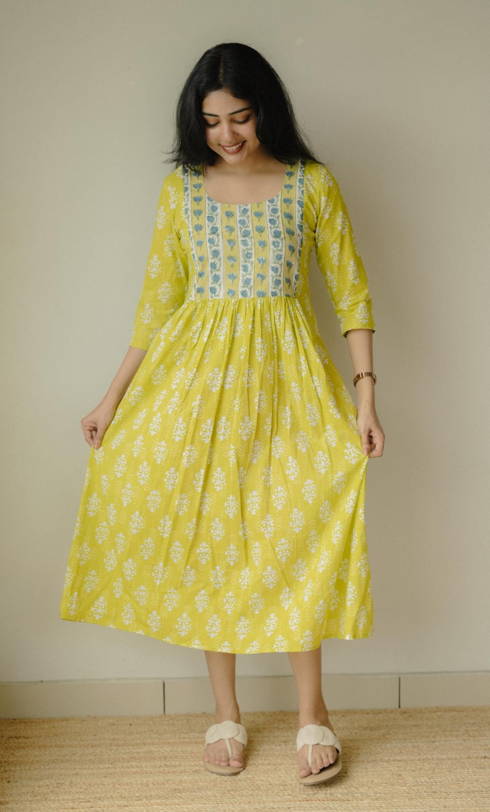 Maternity Dress (Code- 696 IK)