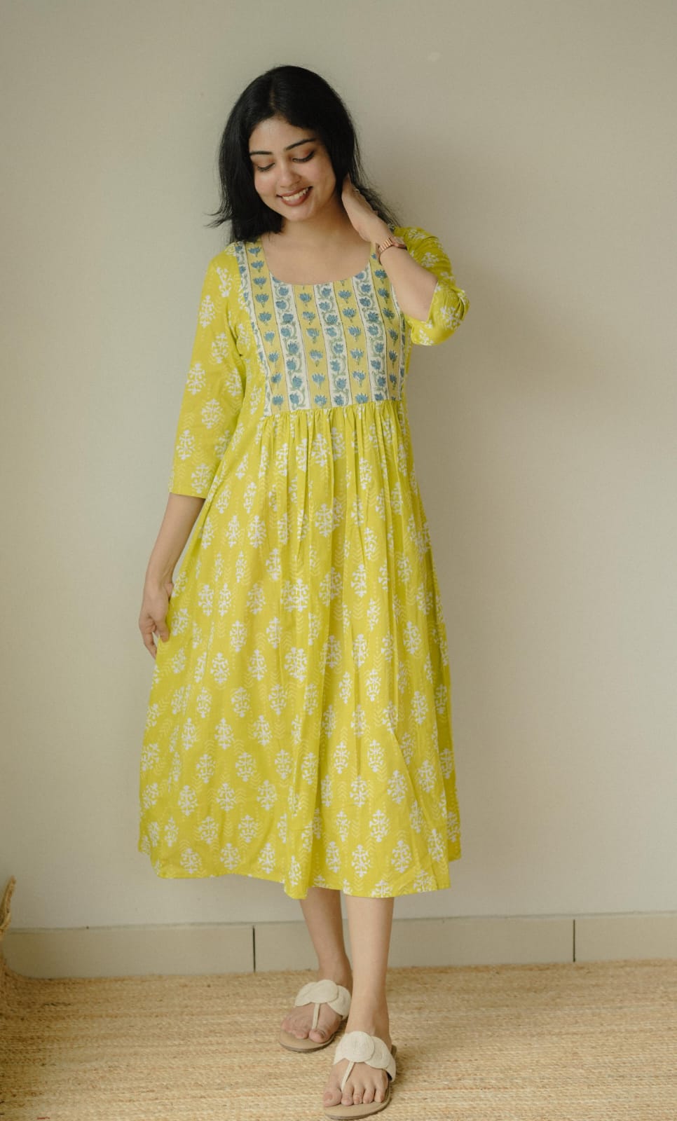 Maternity Dress (Code- 696 IK)