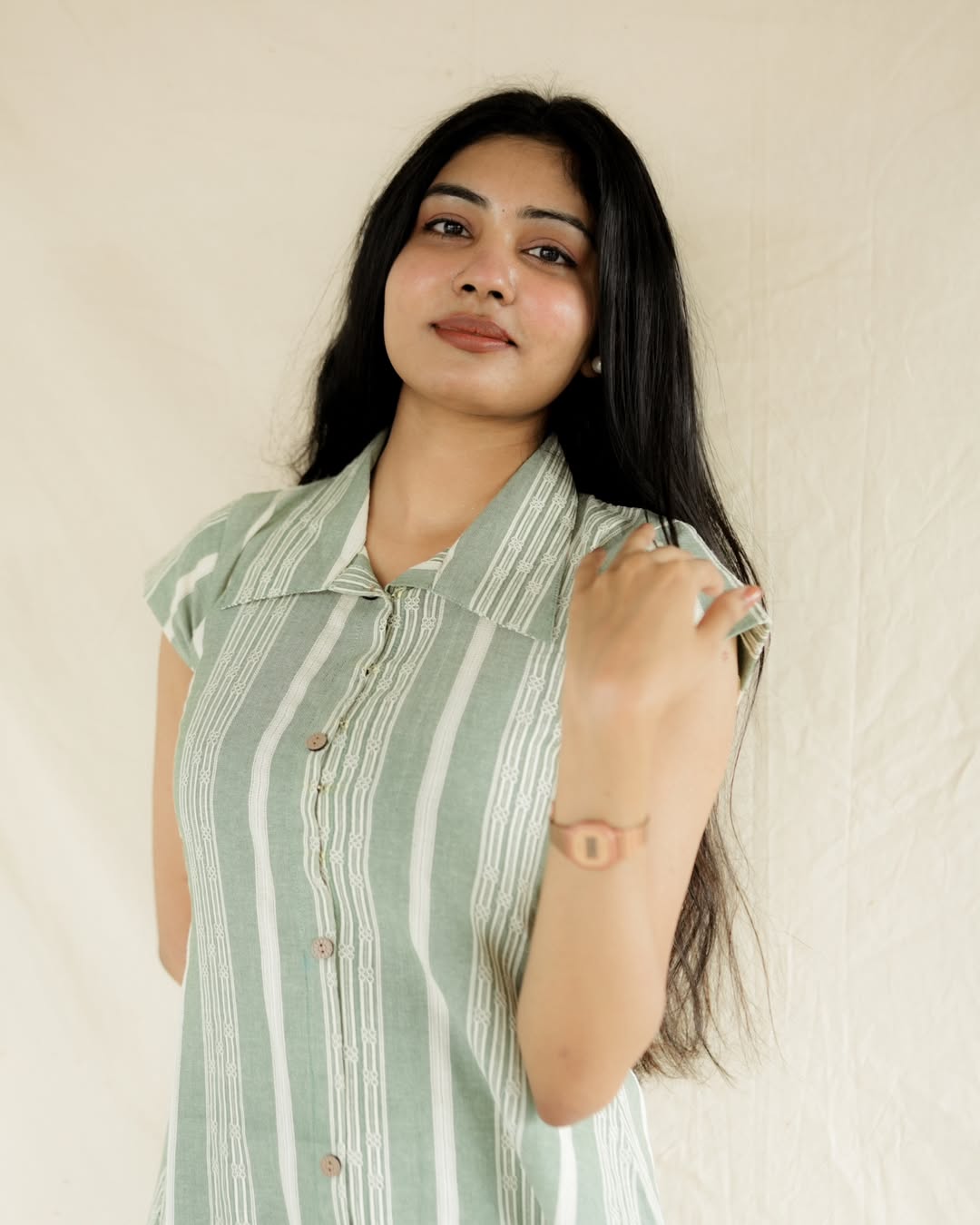 Rs.500 . MRP Rs. 1200 (Code-130 IK)