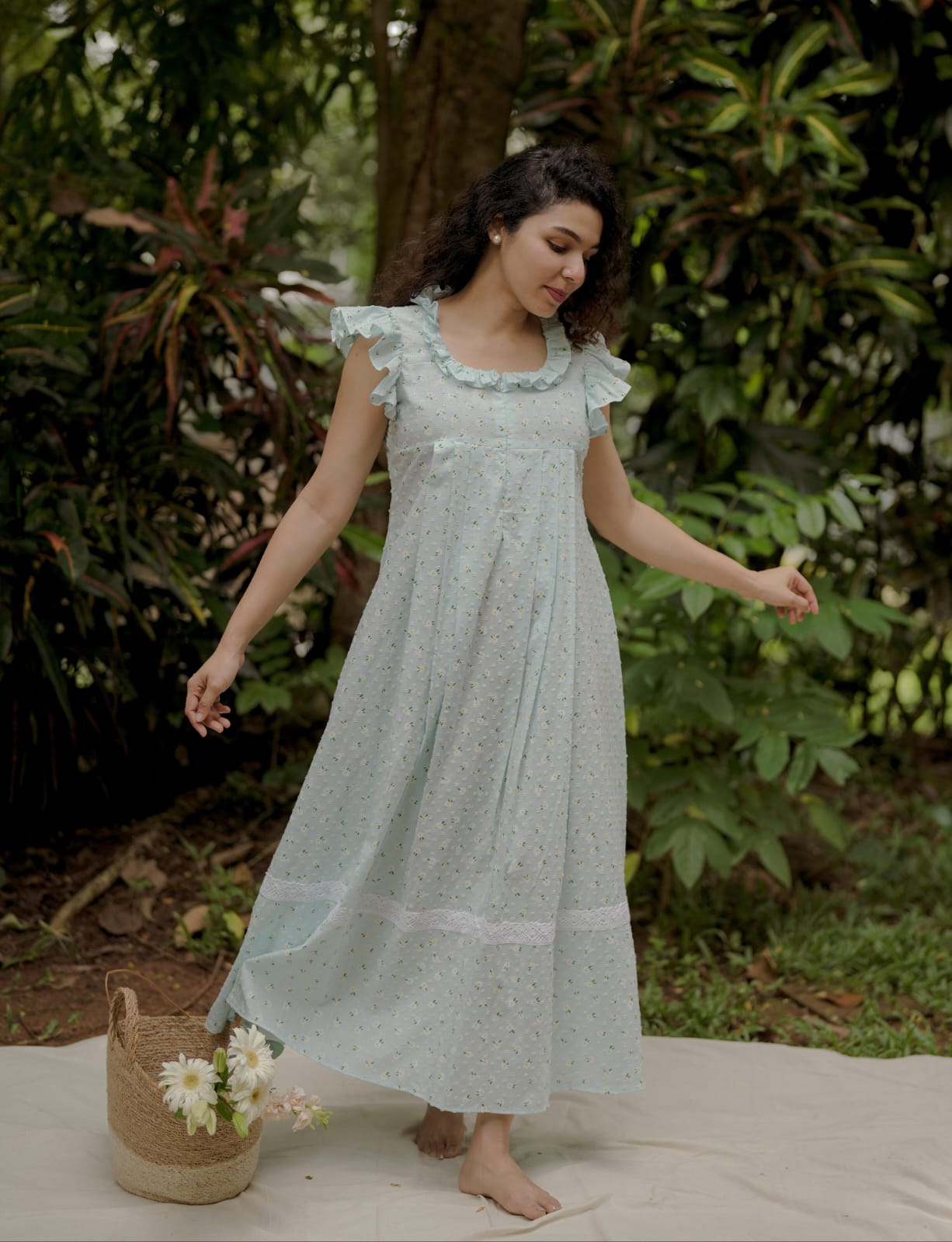 Home Gown (21 HG)