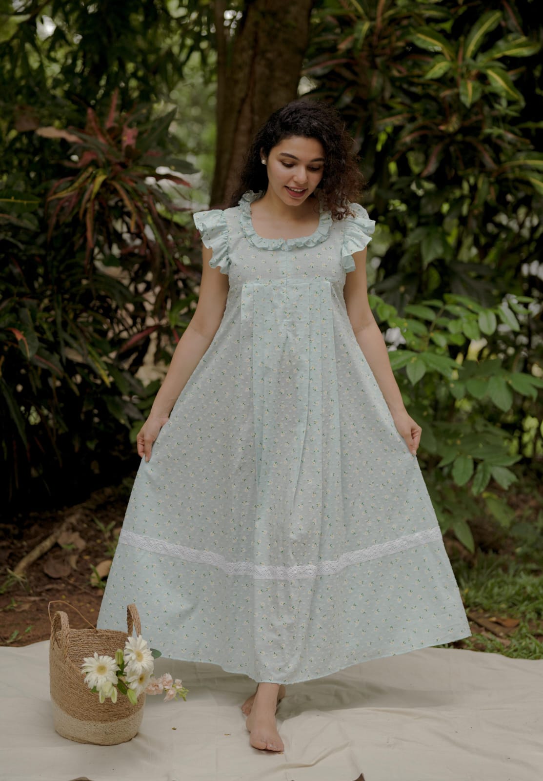 Home Gown (21 HG)