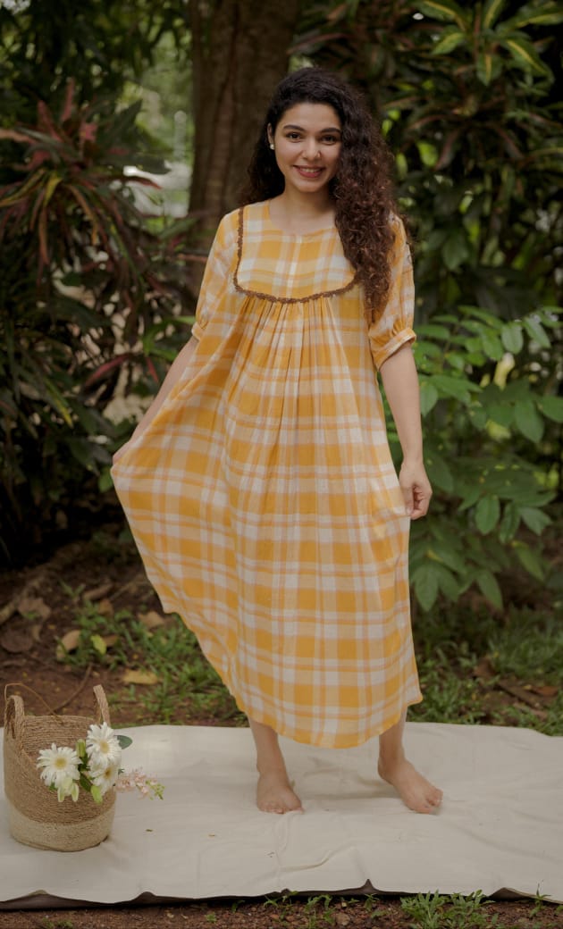 Home Gown (23 HG)