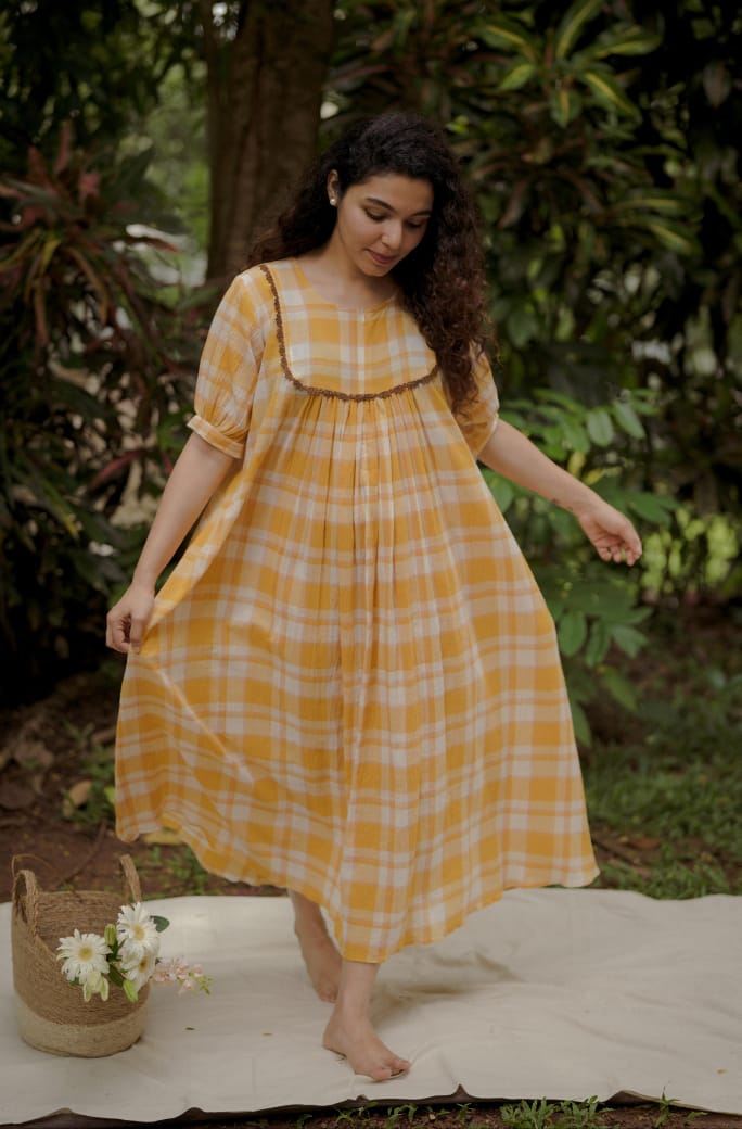 Home Gown (23 HG)