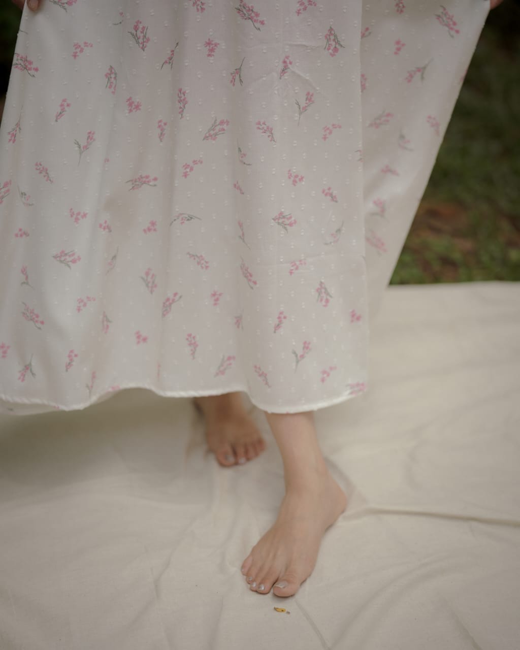 Home Gown (33 HG)