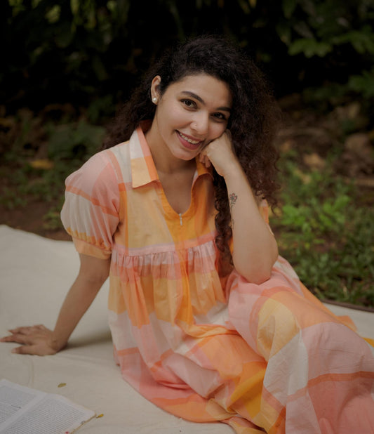 Home Gown (19 HG)