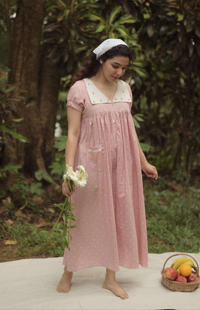 Home Gown (22 HG)
