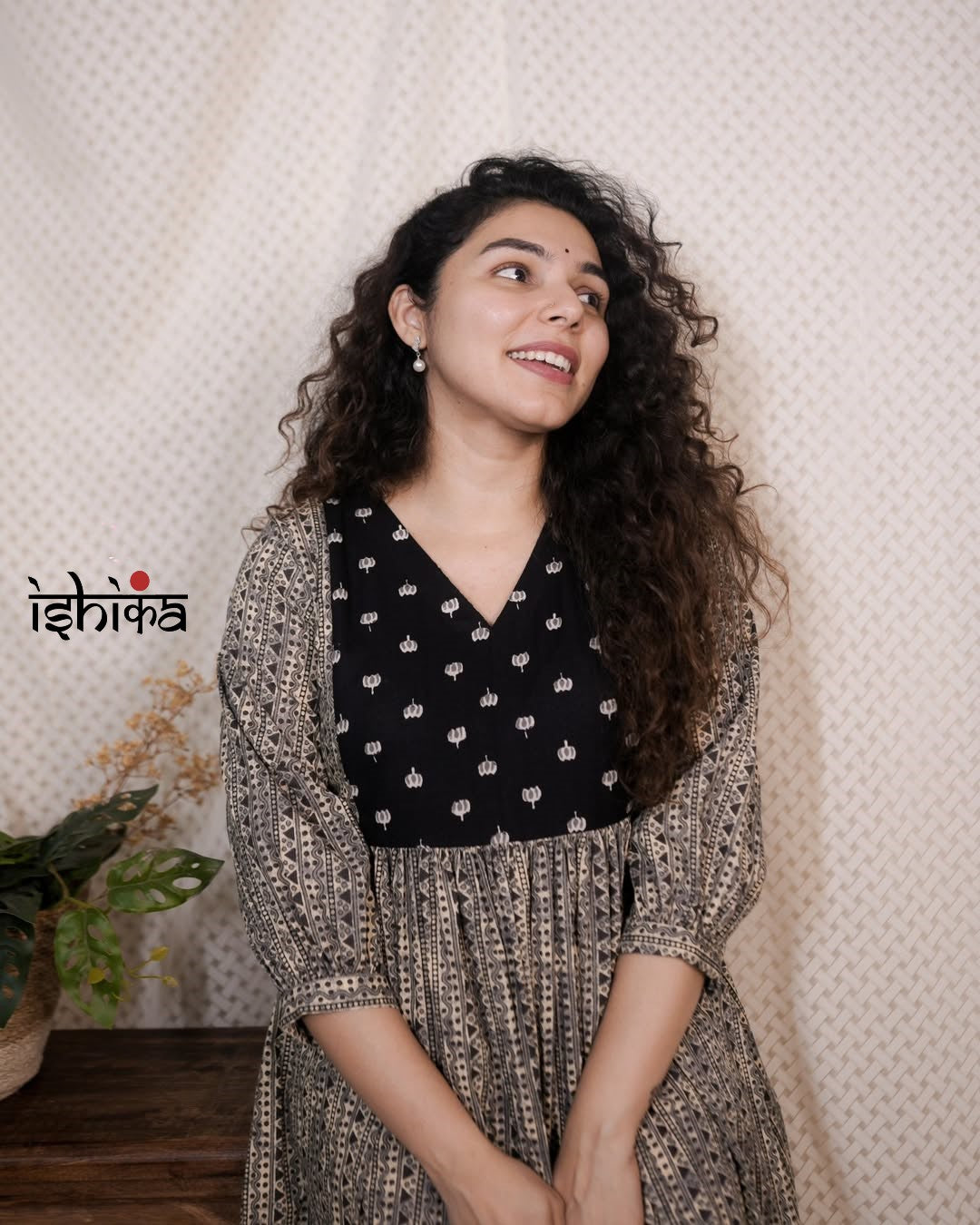 Rs. 600. MRP - Rs. 1200 (code-132 IK)