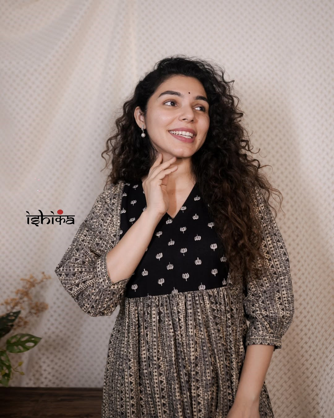 Rs. 600. MRP - Rs. 1200 (code-132 IK)