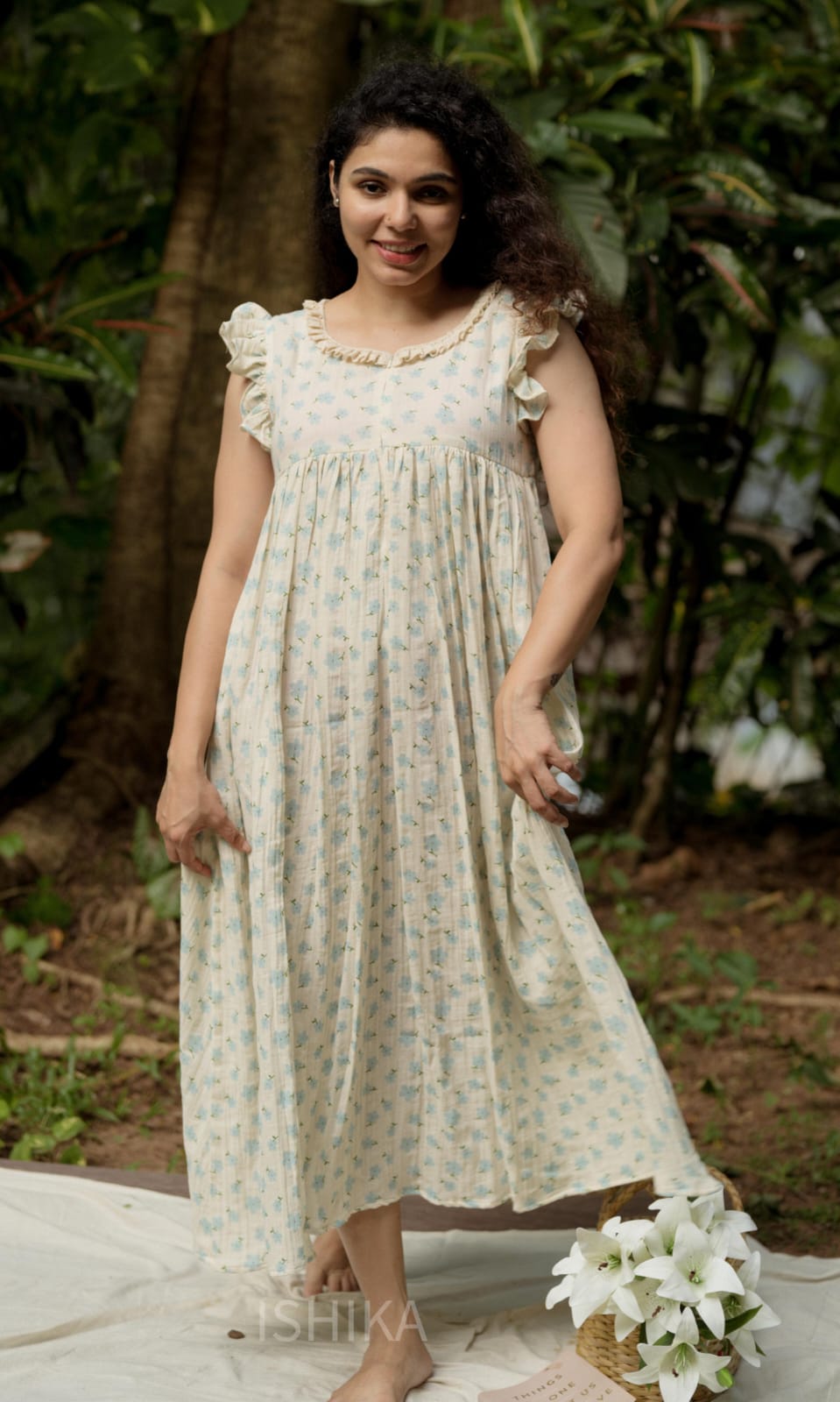 Home Gown (123 HG)