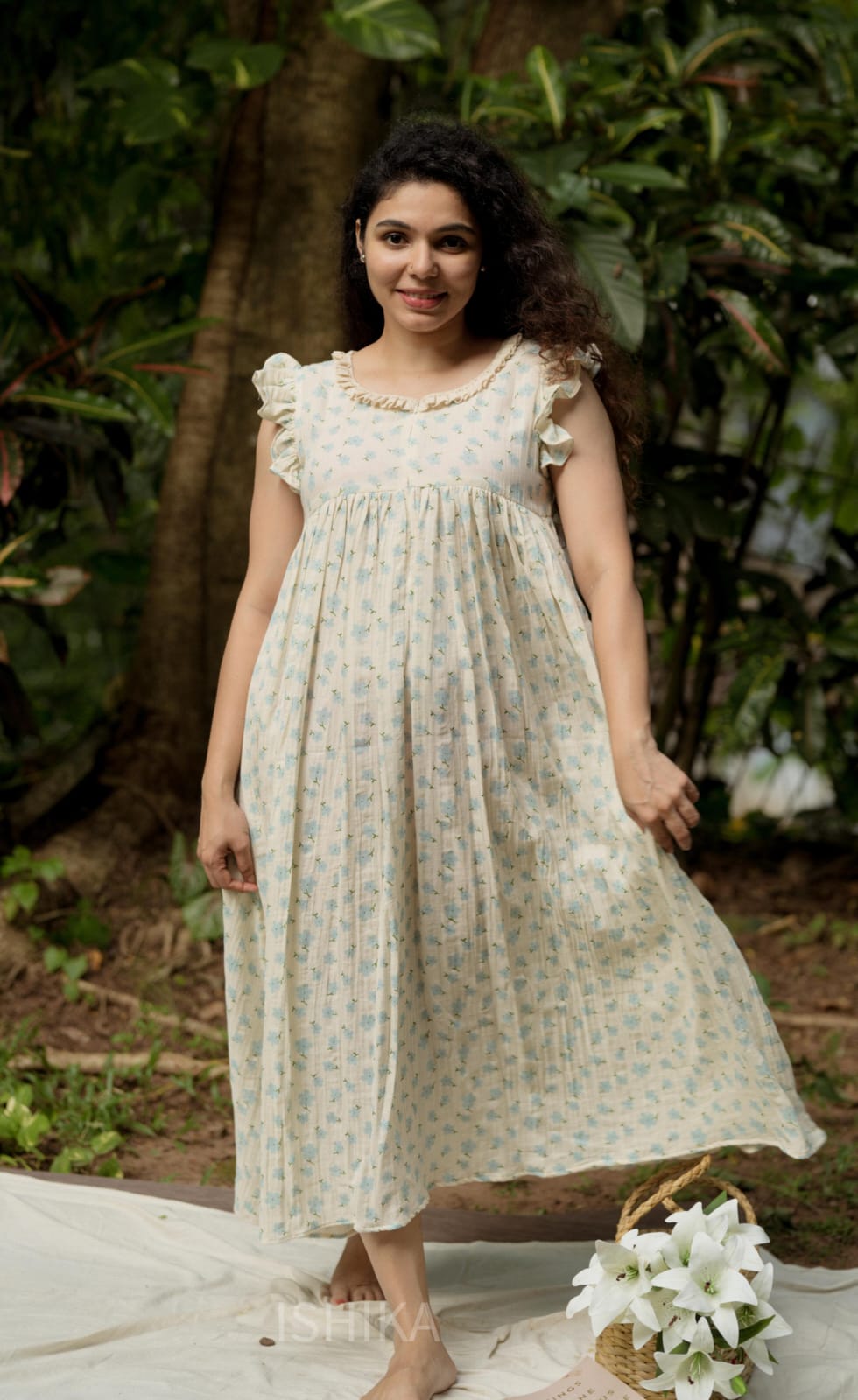 Home Gown (123 HG)