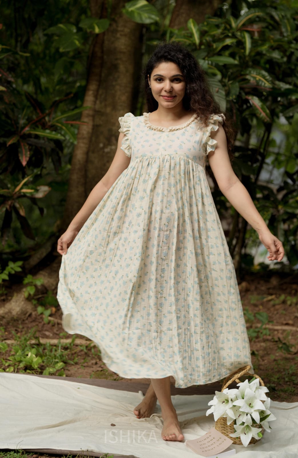 Home Gown (123 HG)