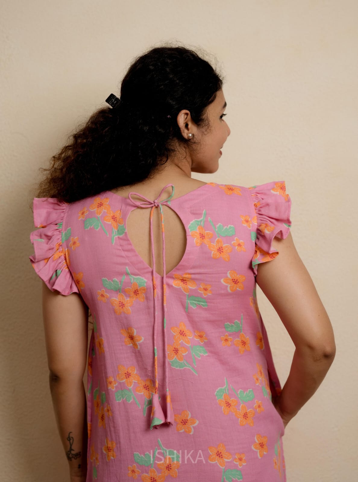 Home Gown (135 HG)